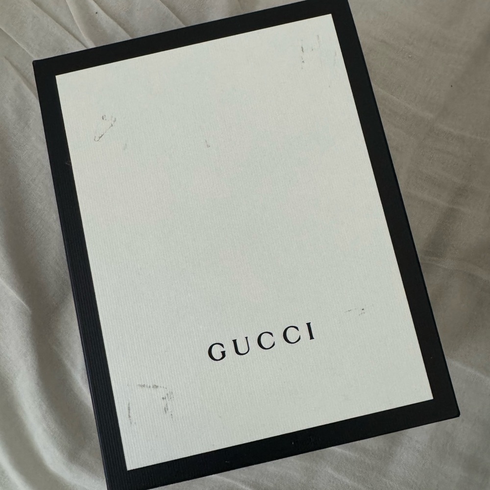 Authentic Gucci- GG Marmont Matelasse Leather Super Mini Bag - Picture 7 of 9